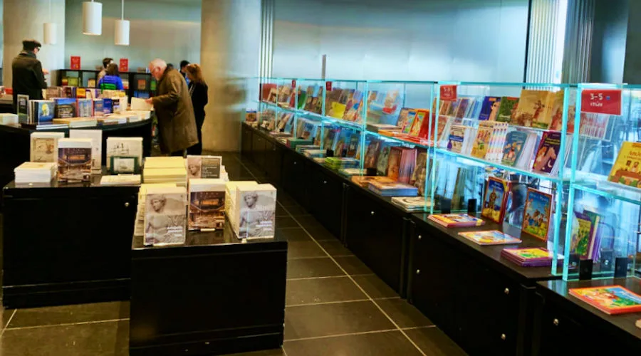 acropolis-museum5_900x500 Museum shop inside the Acropolis Museum